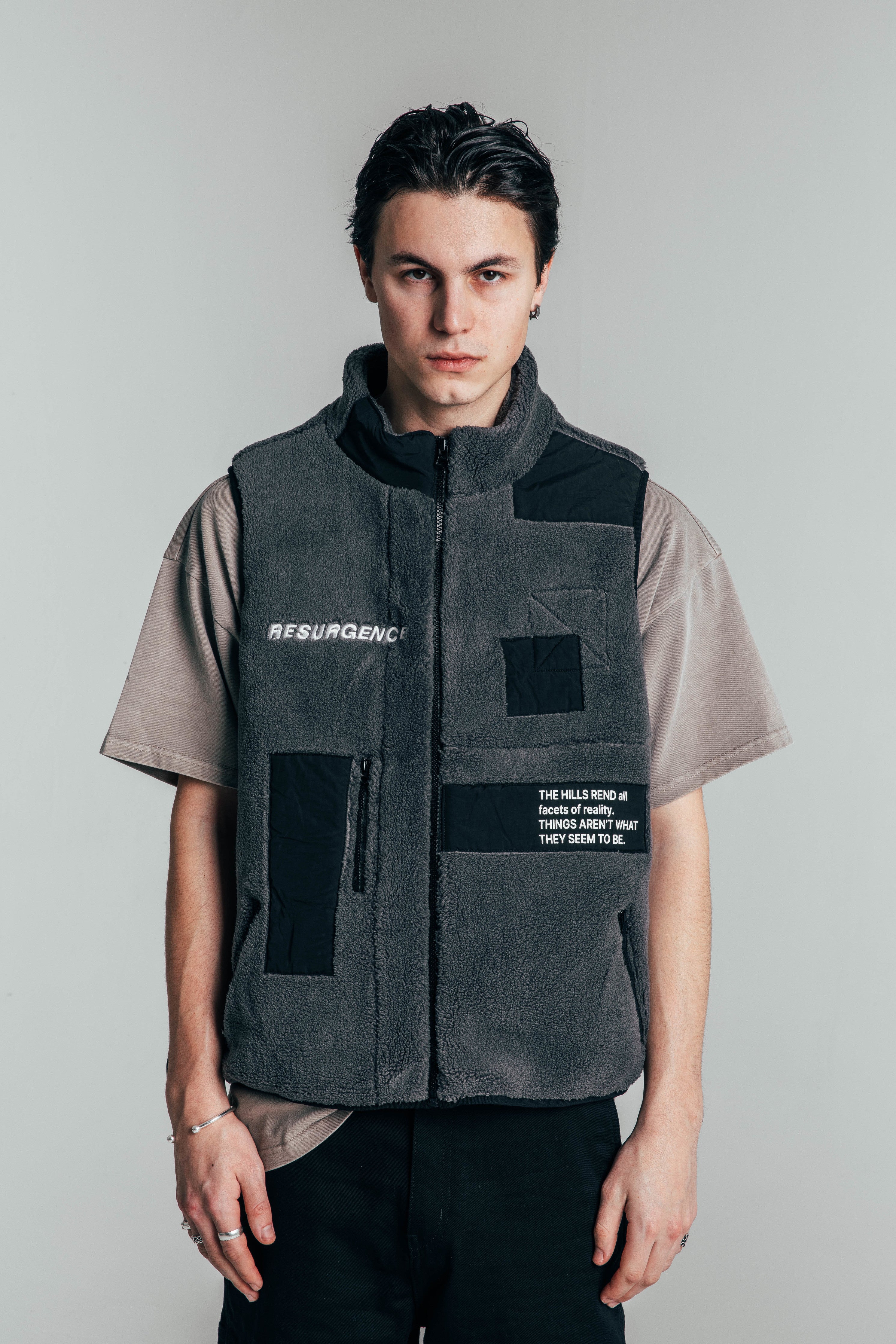 Ω (2019) GHOST HILLS VEST